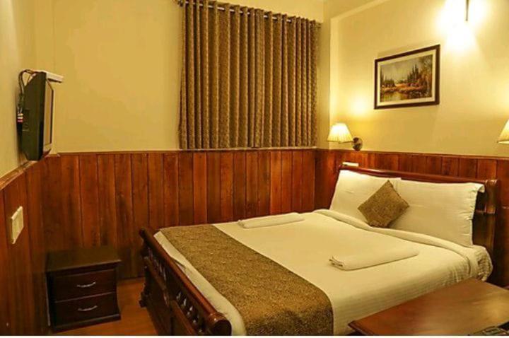 Garden Manor Hotel Ooty Bagian luar foto