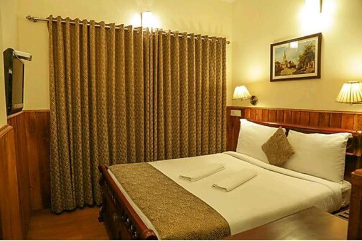 Garden Manor Hotel Ooty Bagian luar foto