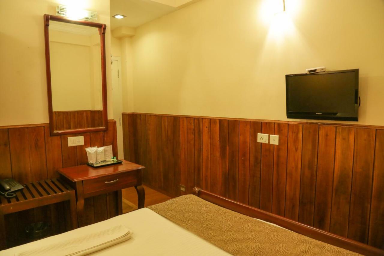 Garden Manor Hotel Ooty Bagian luar foto