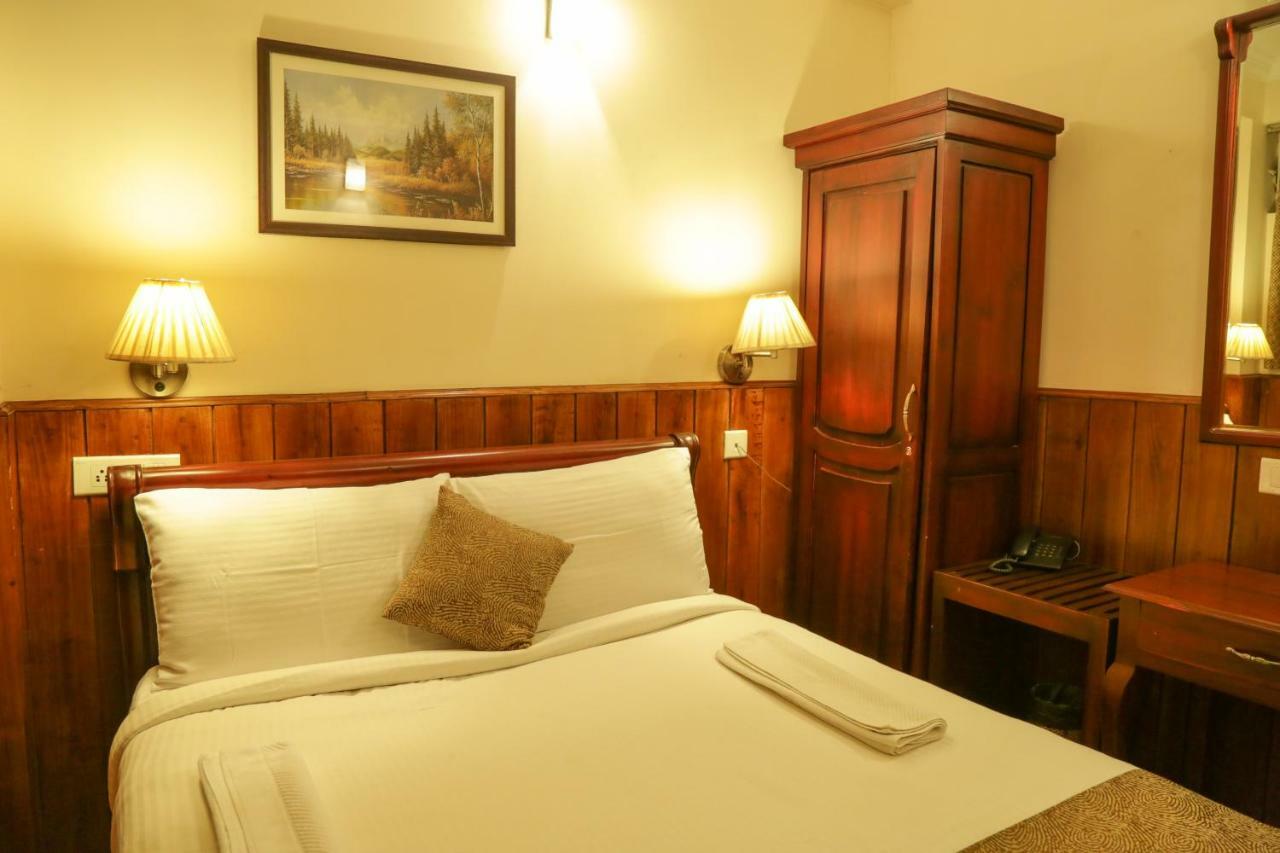 Garden Manor Hotel Ooty Bagian luar foto