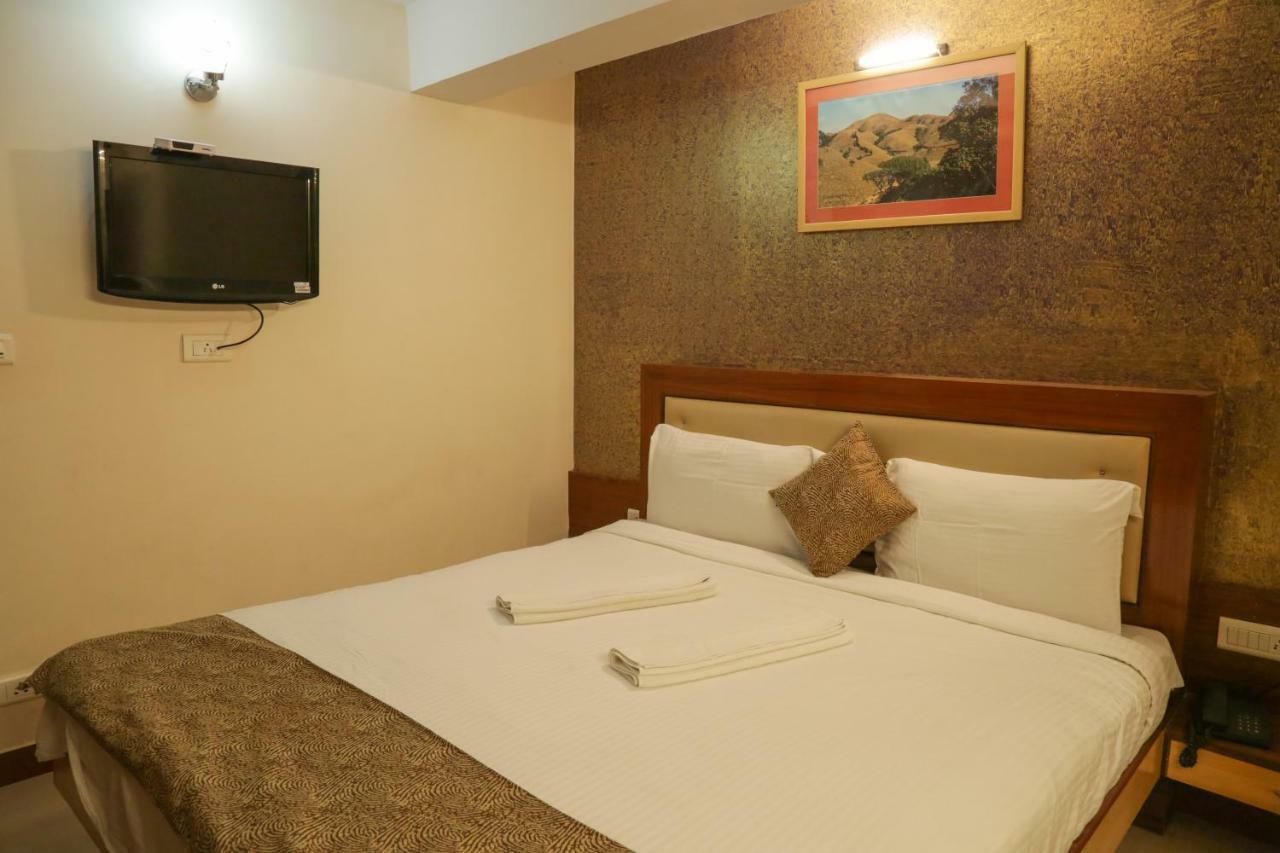 Garden Manor Hotel Ooty Bagian luar foto
