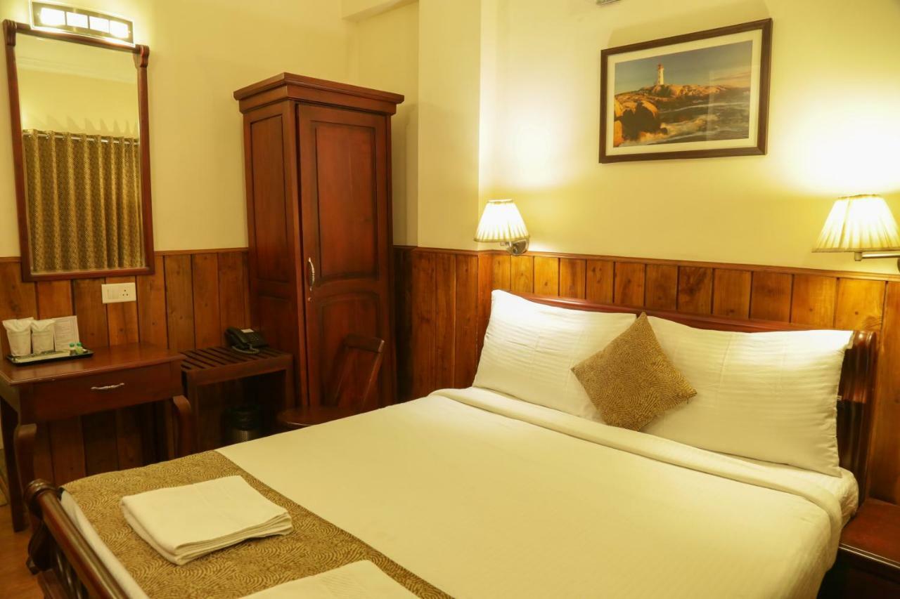 Garden Manor Hotel Ooty Bagian luar foto